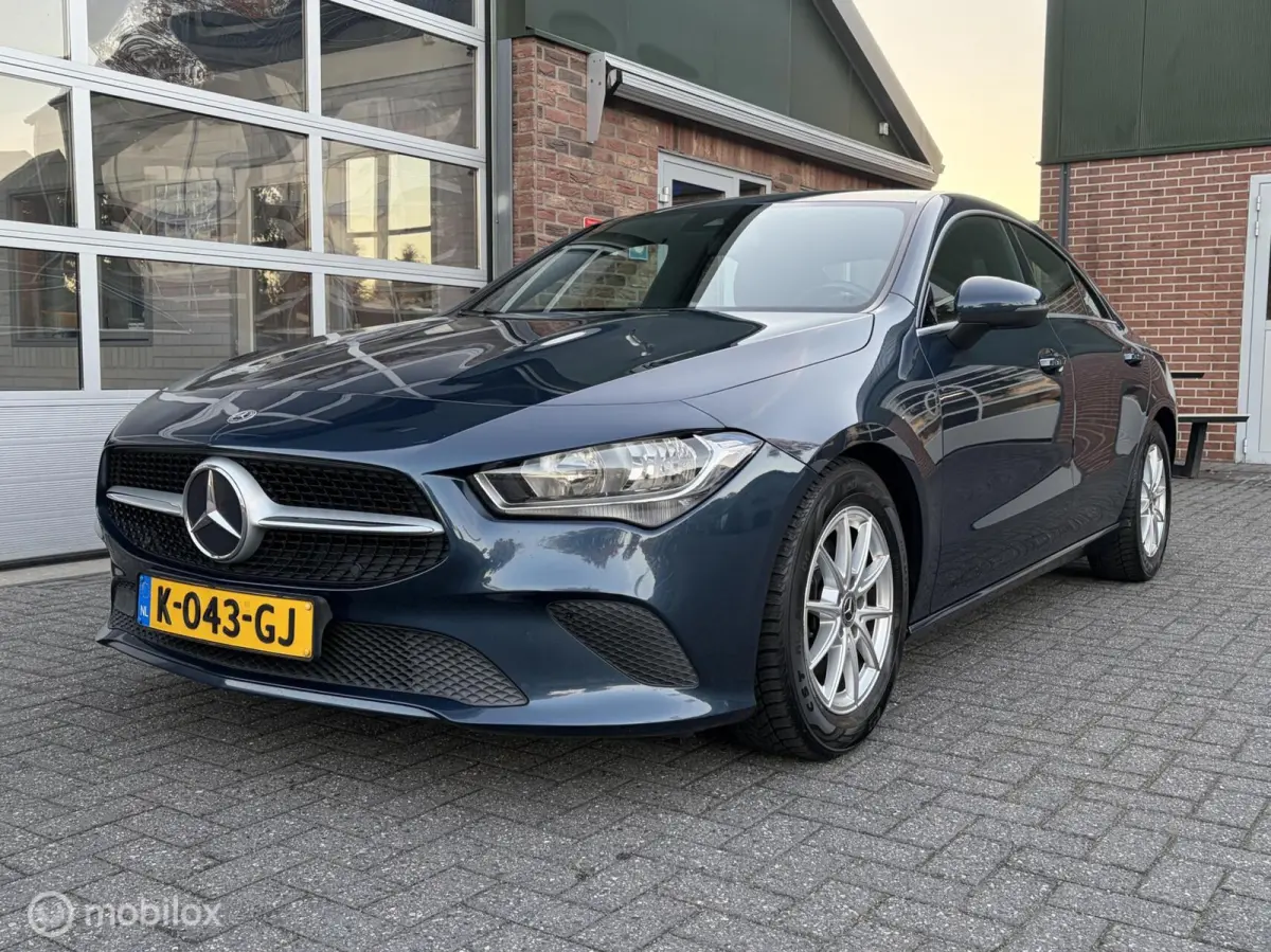 180 Advantage|Carplay|Camera|Lane-assist|Zwarte Hemelbekleding.
