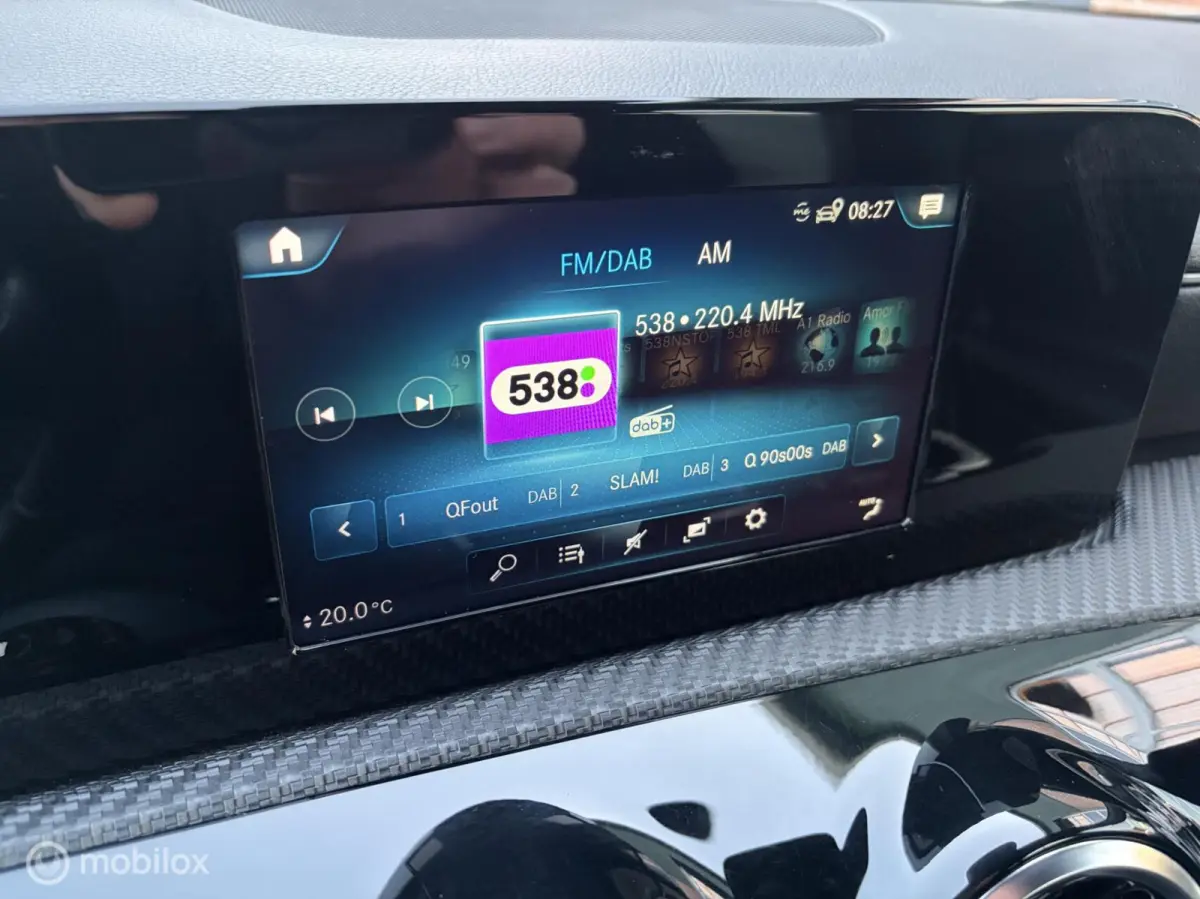 180 Advantage|Carplay|Camera|Lane-assist|Zwarte Hemelbekleding.