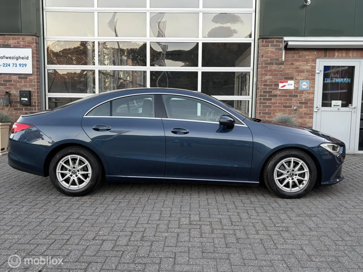 180 Advantage|Carplay|Camera|Lane-assist|Zwarte Hemelbekleding.