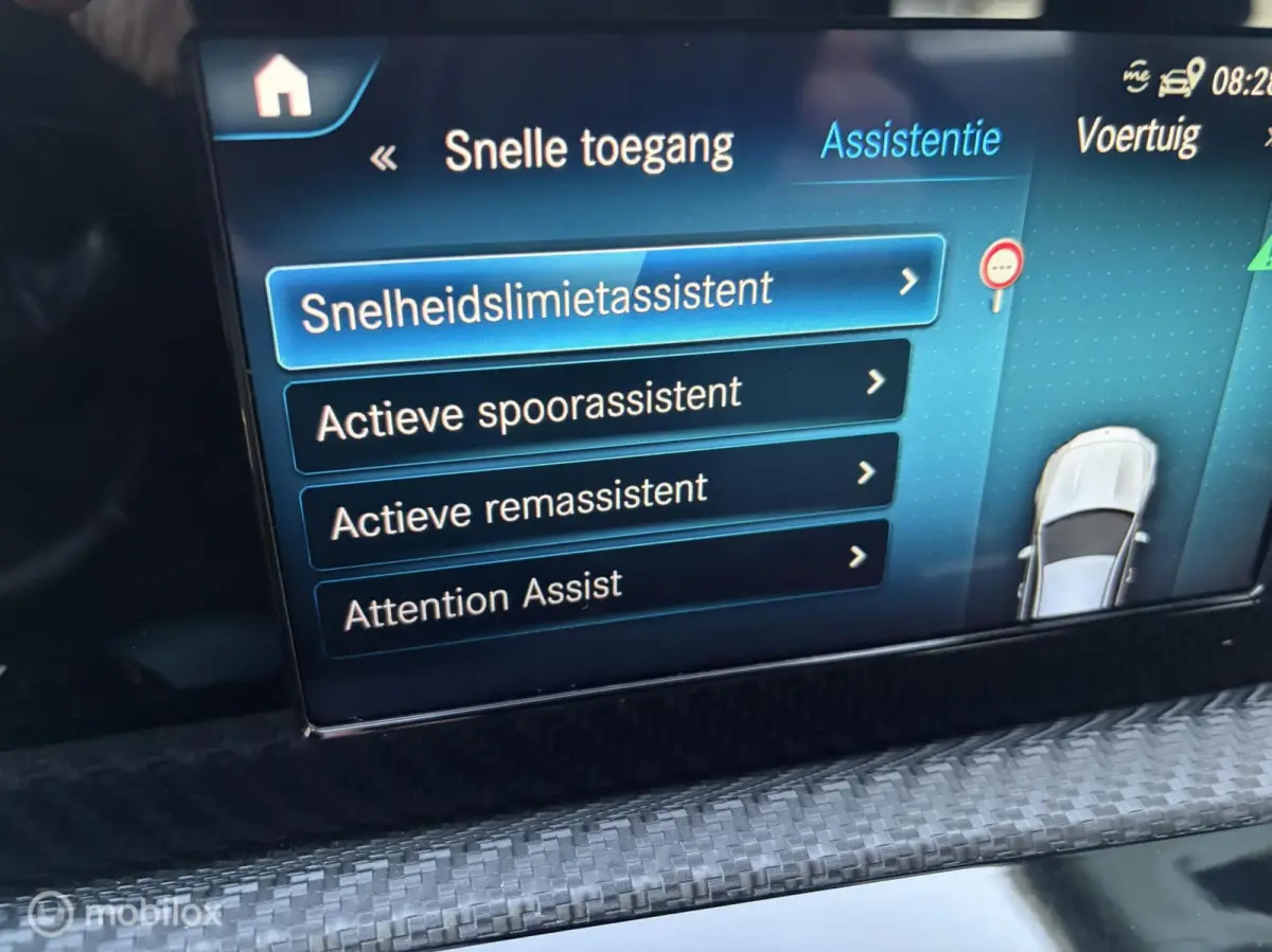 180 Advantage|Carplay|Camera|Lane-assist|Zwarte Hemelbekleding.