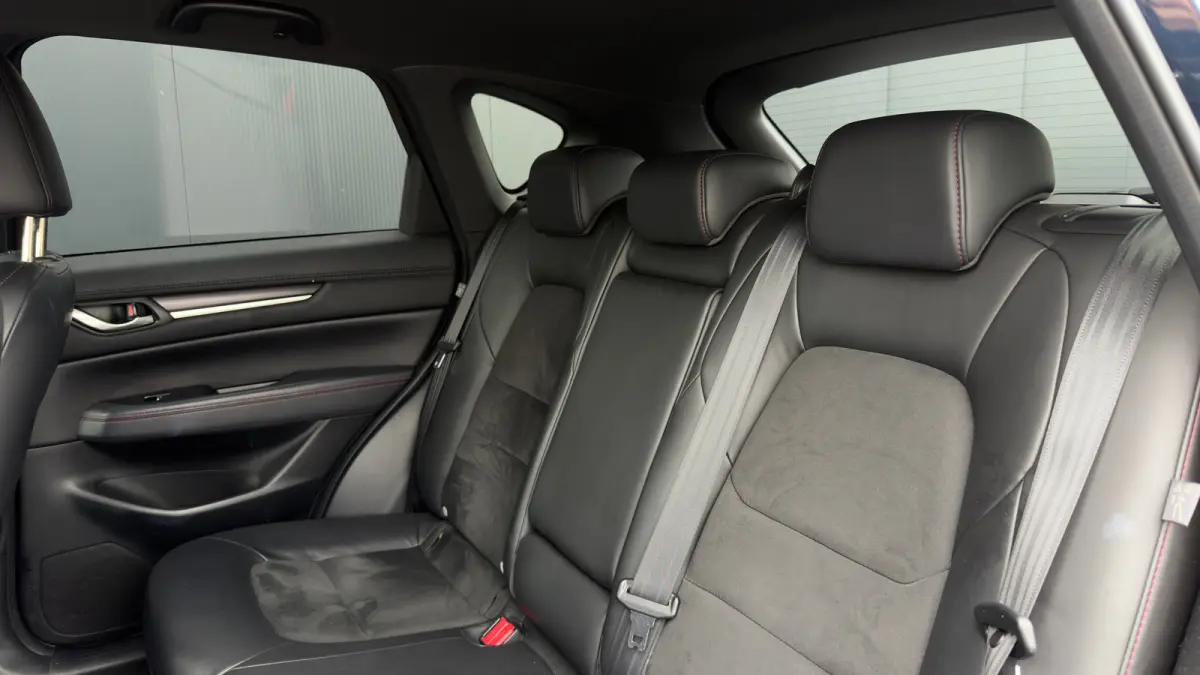 2.0 SkyActiv-G 165 Sportive | Trekhaak | 360 Camera | Adaptive Cruise Control | Head-up display | 19" |