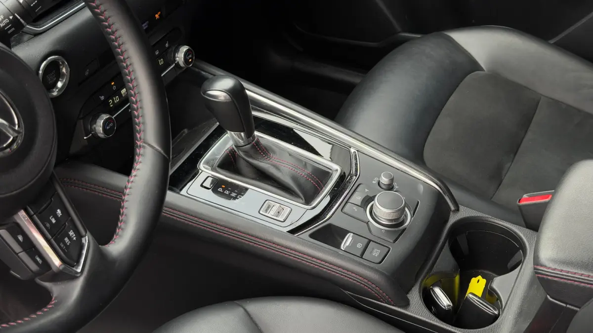 2.0 SkyActiv-G 165 Sportive | Trekhaak | 360 Camera | Adaptive Cruise Control | Head-up display | 19" |