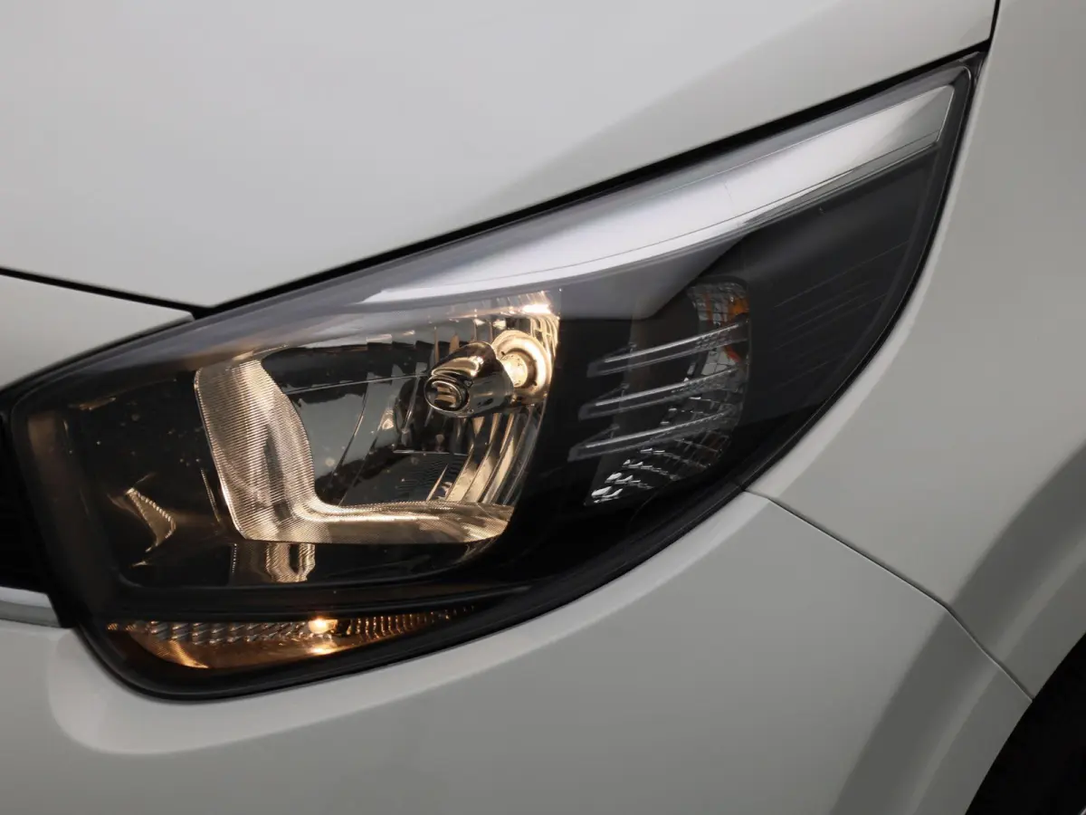 1.0 DPi ComfortLine | AUTOMAAT | AIRCO | BLUETOOTH | CRUISE CONTROL | MULTIFUNCTIONEEL STUURWIEL | 5-DEURS |