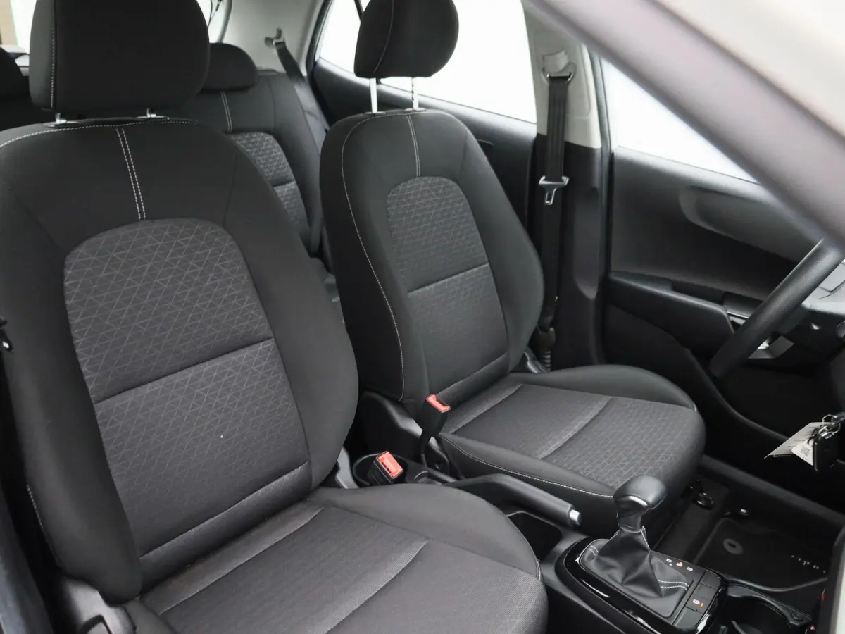 1.0 DPi ComfortLine | AUTOMAAT | AIRCO | BLUETOOTH | CRUISE CONTROL | MULTIFUNCTIONEEL STUURWIEL | 5-DEURS |