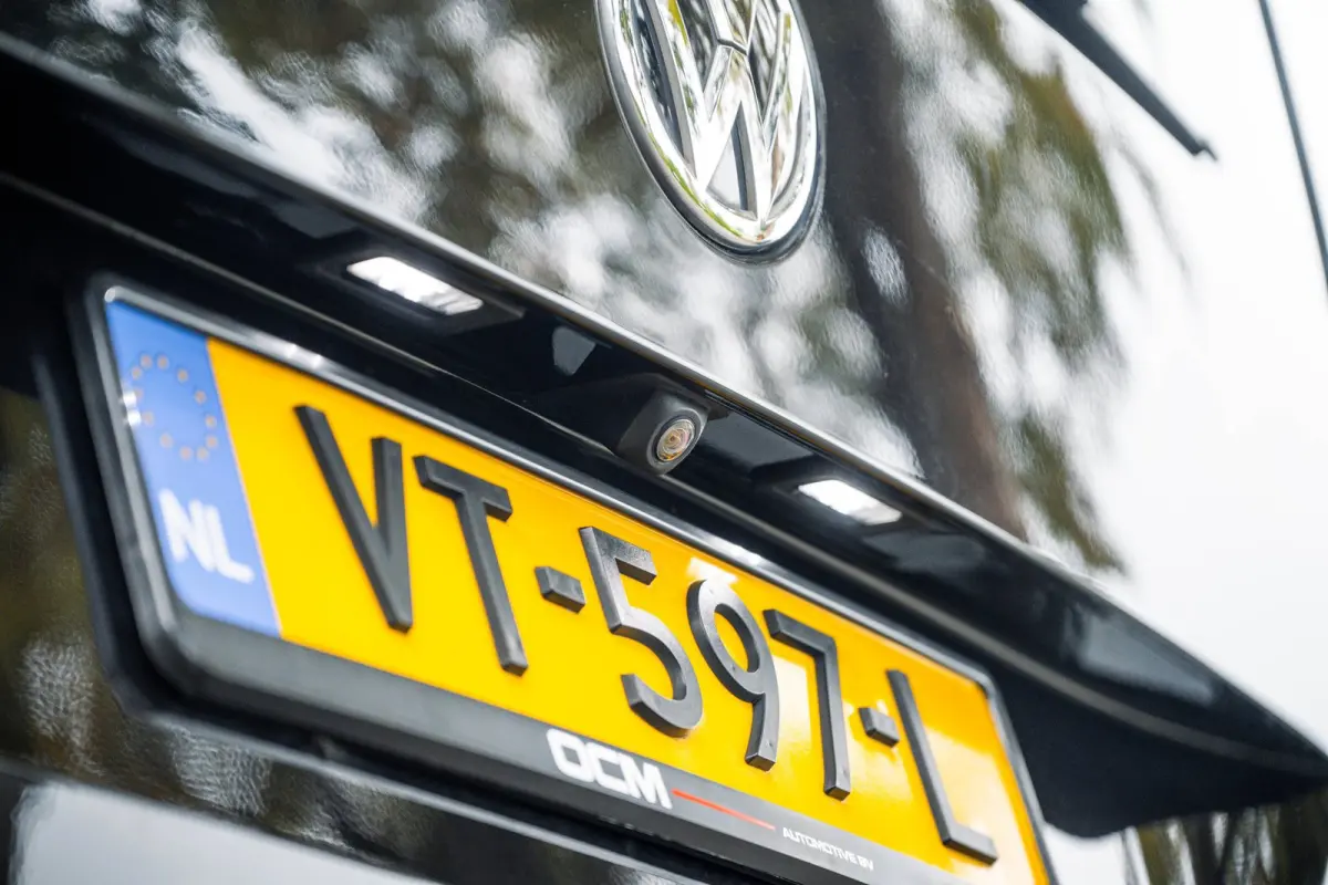 2.0 TDI L1H2 Highline Automaat I Achterklep I Leder I Camera I Stoelverwarming I Airco I Cruise I NL I NAP