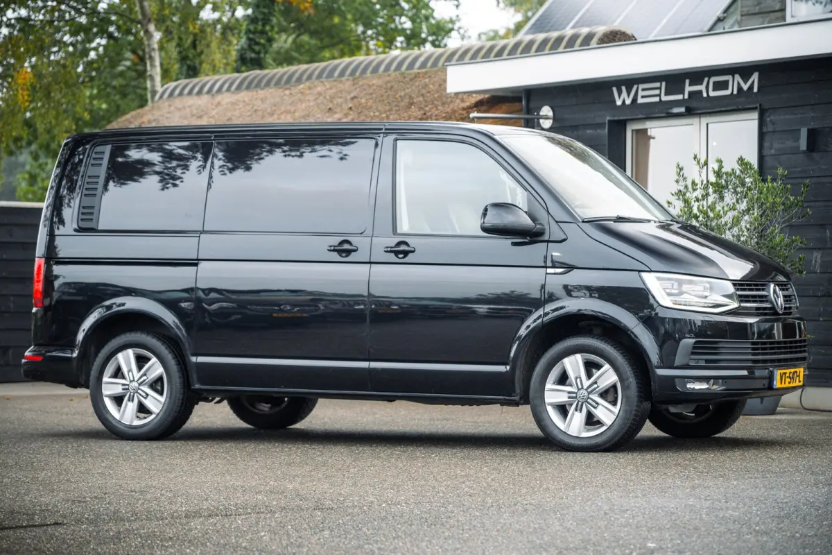 2.0 TDI L1H2 Highline Automaat I Achterklep I Leder I Camera I Stoelverwarming I Airco I Cruise I NL I NAP