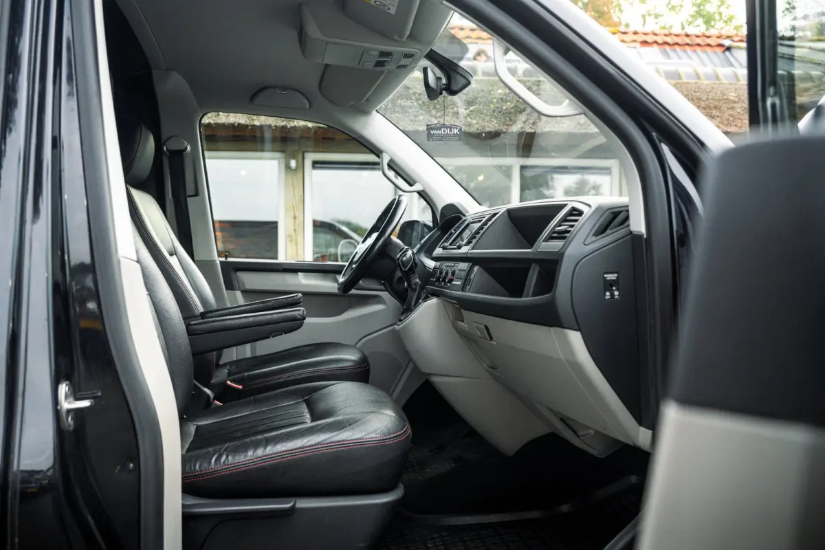 2.0 TDI L1H2 Highline Automaat I Achterklep I Leder I Camera I Stoelverwarming I Airco I Cruise I NL I NAP