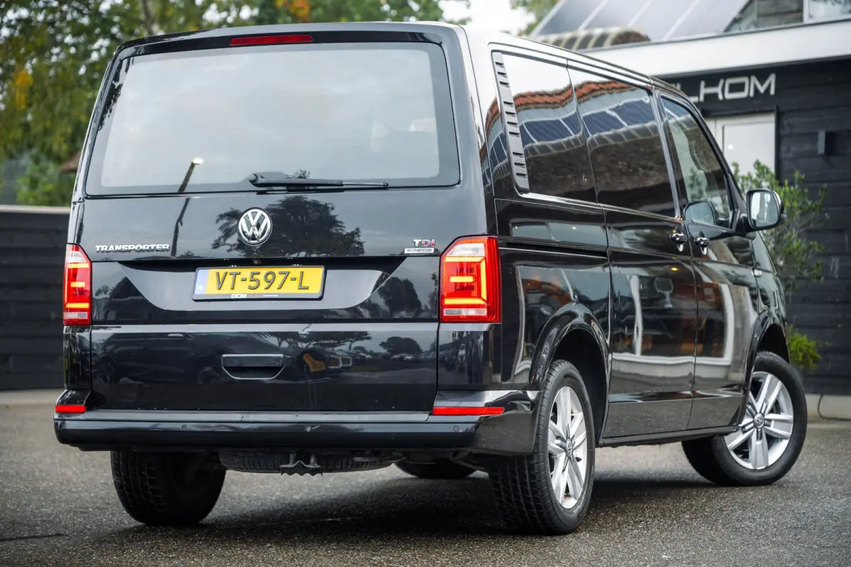 2.0 TDI L1H2 Highline Automaat I Achterklep I Leder I Camera I Stoelverwarming I Airco I Cruise I NL I NAP