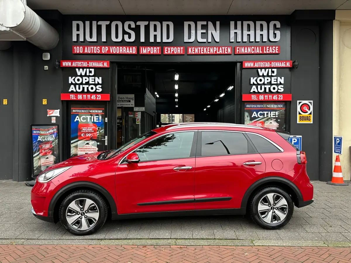 1.6 GDi Hybrid BusinessLine Aut Leer Navi Camera Carplay