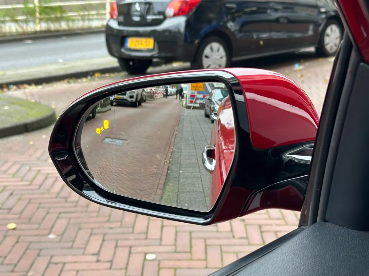 1.6 GDi Hybrid BusinessLine Aut Leer Navi Camera Carplay
