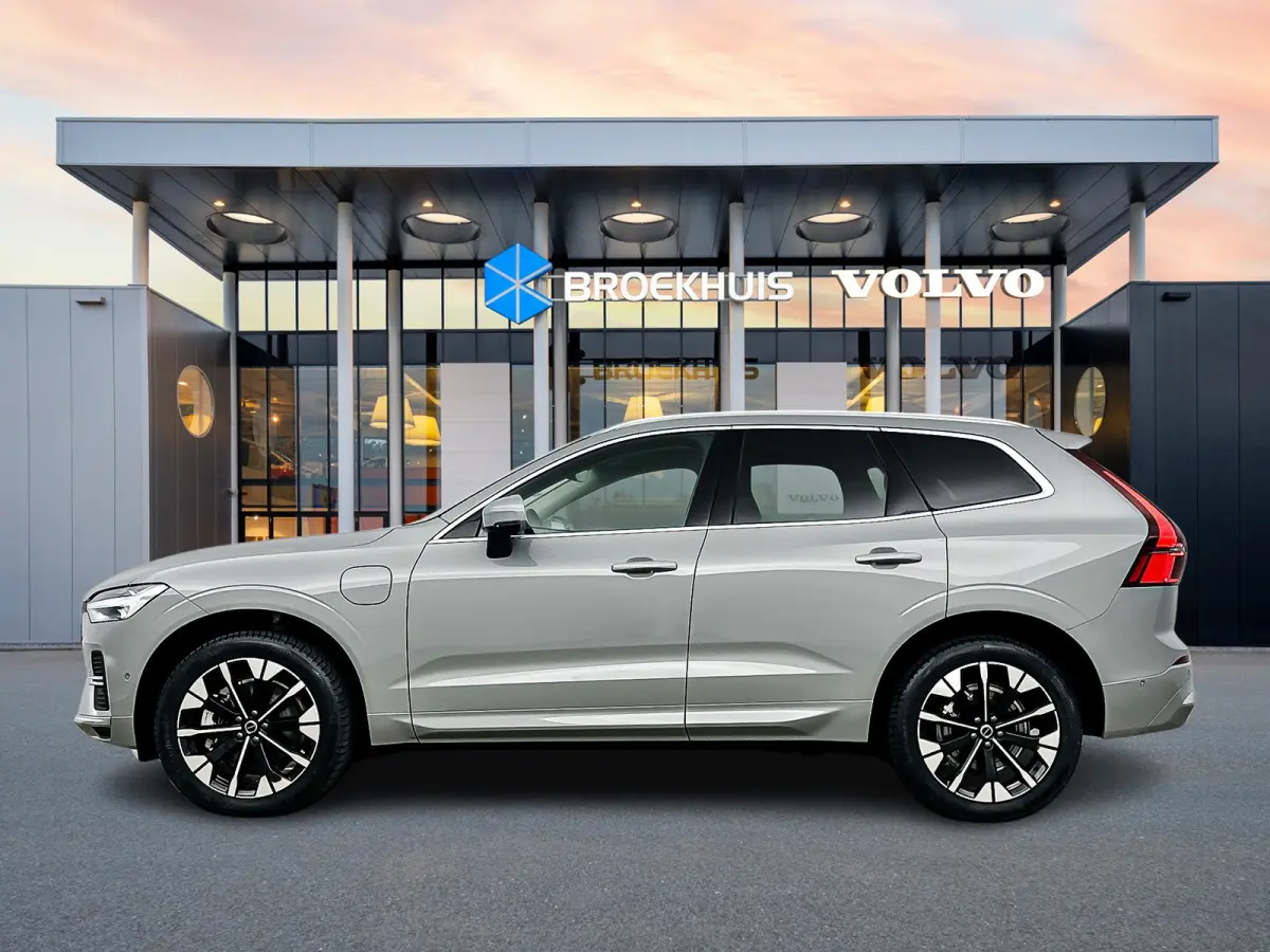 T6 Recharge Plus Bright | 20" Allseason | Trekhaak | 360 Camera | Getint Glas | Harman Kardon | Stoel/Stuur/Achterbankverwarming | Adaptieve Cruise | BLIS