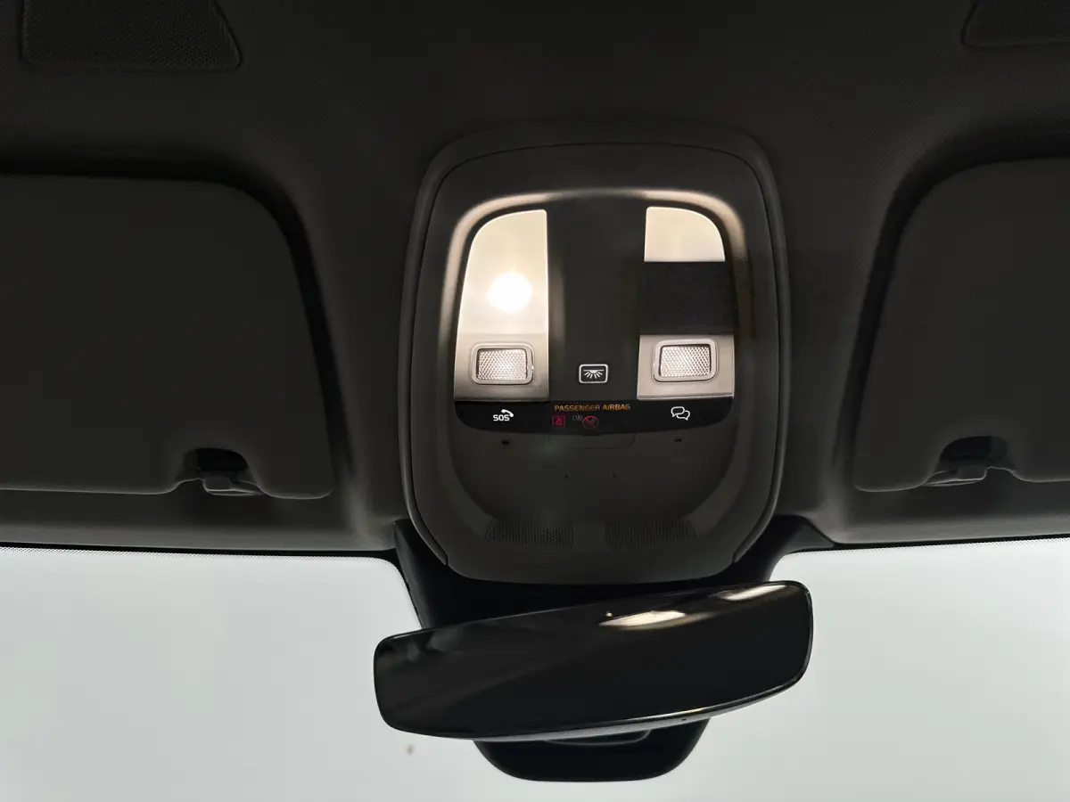 T6 Recharge Plus Bright | 20" Allseason | Trekhaak | 360 Camera | Getint Glas | Harman Kardon | Stoel/Stuur/Achterbankverwarming | Adaptieve Cruise | BLIS