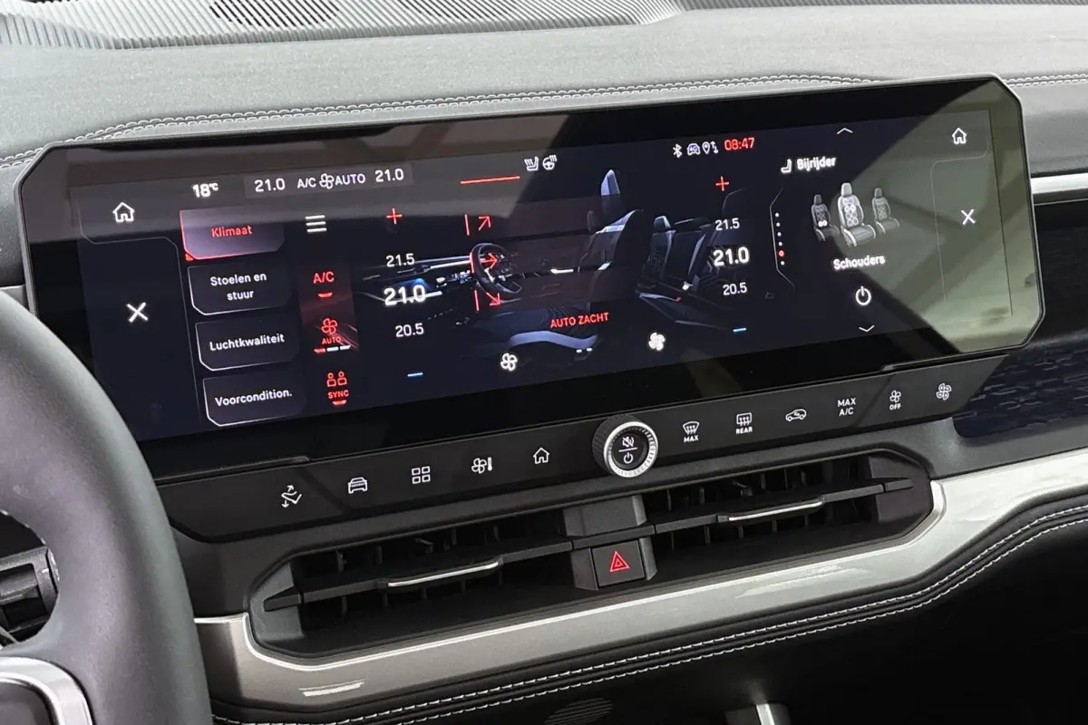1.6 e-Hybrid Plug-In First Edition Pano Massage Stoelventilatie Stoelverwarming 360