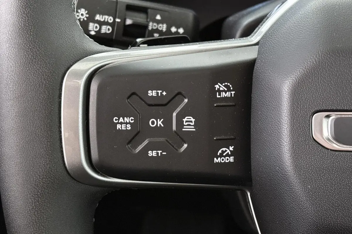 1.6 e-Hybrid Plug-In First Edition Pano Massage Stoelventilatie Stoelverwarming 360