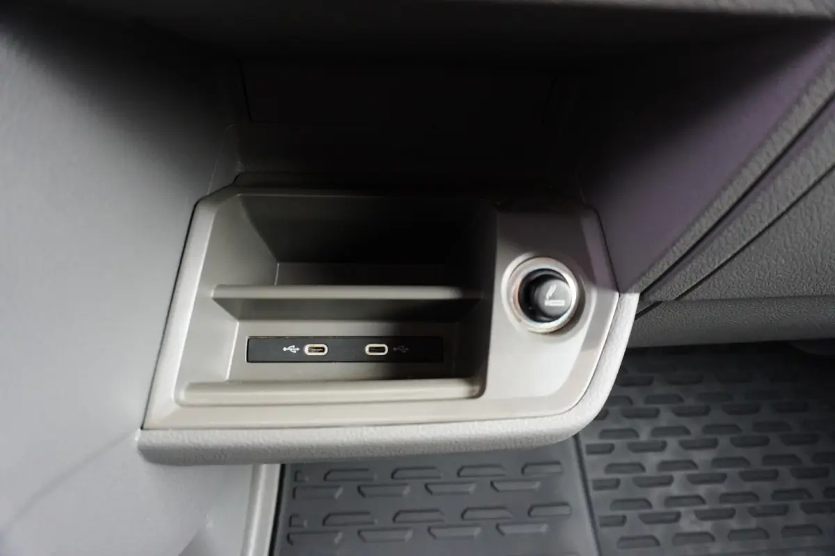 140pk L3H3/L2H2 Apple carplay Camera Parkeersensoren Airco Standkachel