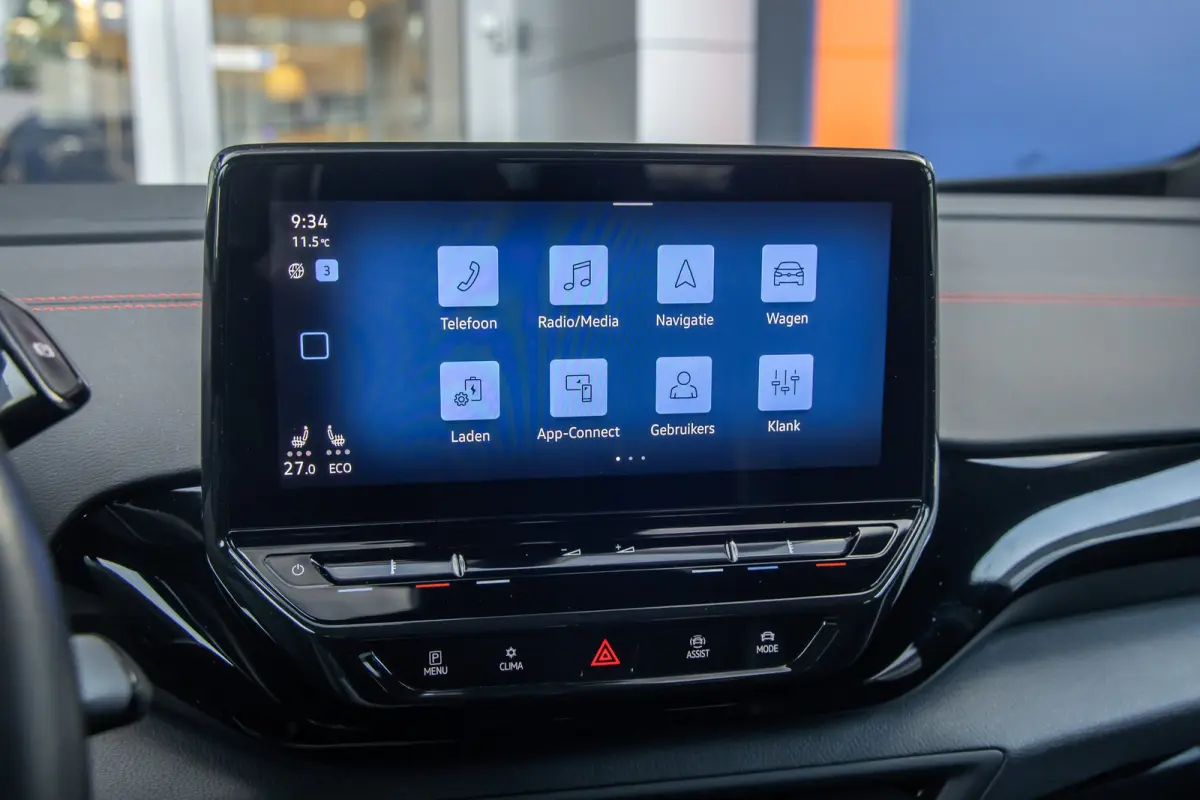 GTX 4Motion 77 kWh | Trekhaak | Cruise adaptief | Camera | 21'' | Matrix LED | Stoelverwarming | Sfeerverlichting | | Achteruitrijcamera | Apple Carplay/Android Auto|telefoonintegratie premi