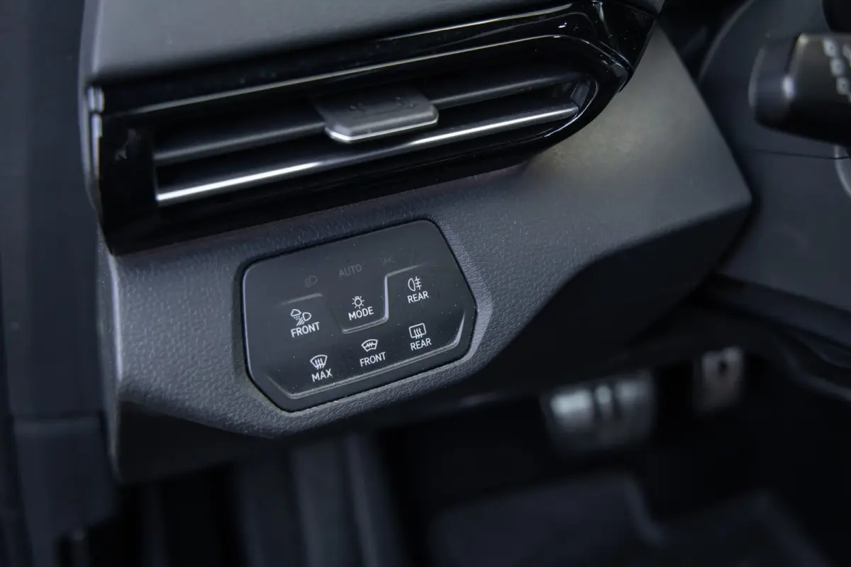 GTX 4Motion 77 kWh | Trekhaak | Cruise adaptief | Camera | 21'' | Matrix LED | Stoelverwarming | Sfeerverlichting | | Achteruitrijcamera | Apple Carplay/Android Auto|telefoonintegratie premi