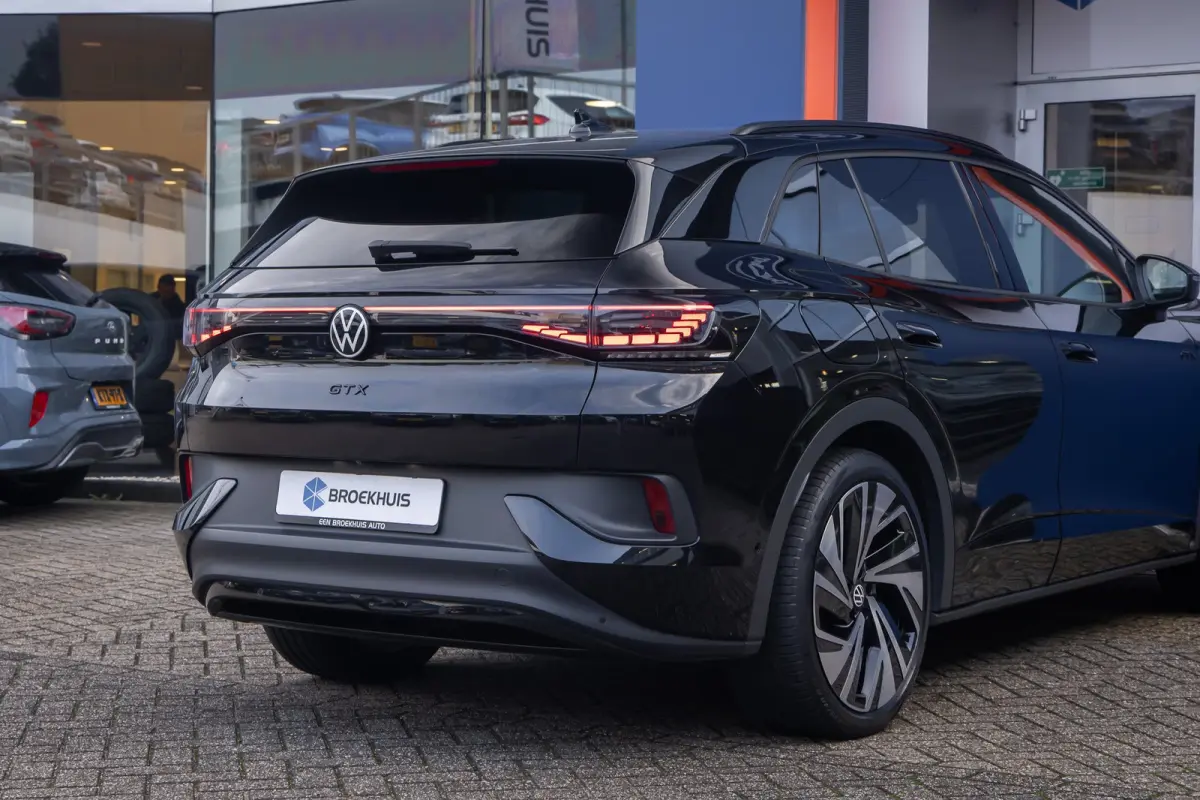 GTX 4Motion 77 kWh | Trekhaak | Cruise adaptief | Camera | 21'' | Matrix LED | Stoelverwarming | Sfeerverlichting | | Achteruitrijcamera | Apple Carplay/Android Auto|telefoonintegratie premi