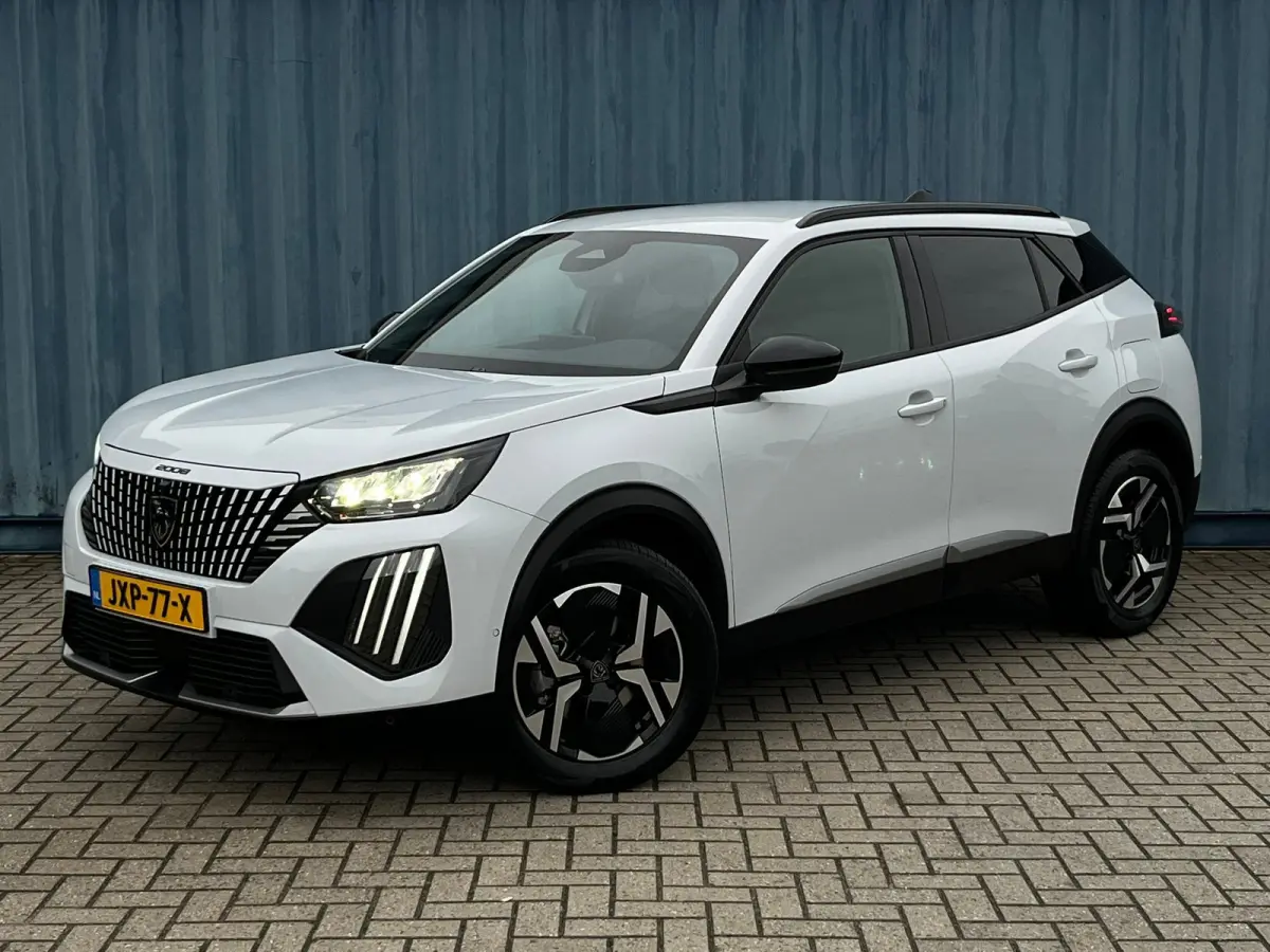 1.2 Hybrid 145 Allure 8 Jaar garantie! | Adapteive Cruise! | Carplay | Navigatie | Clima | 17'' LMV | Keyless Start | | Achterbank in delen neerklapbaar | Achterspoiler | Actieve noodgeval a
