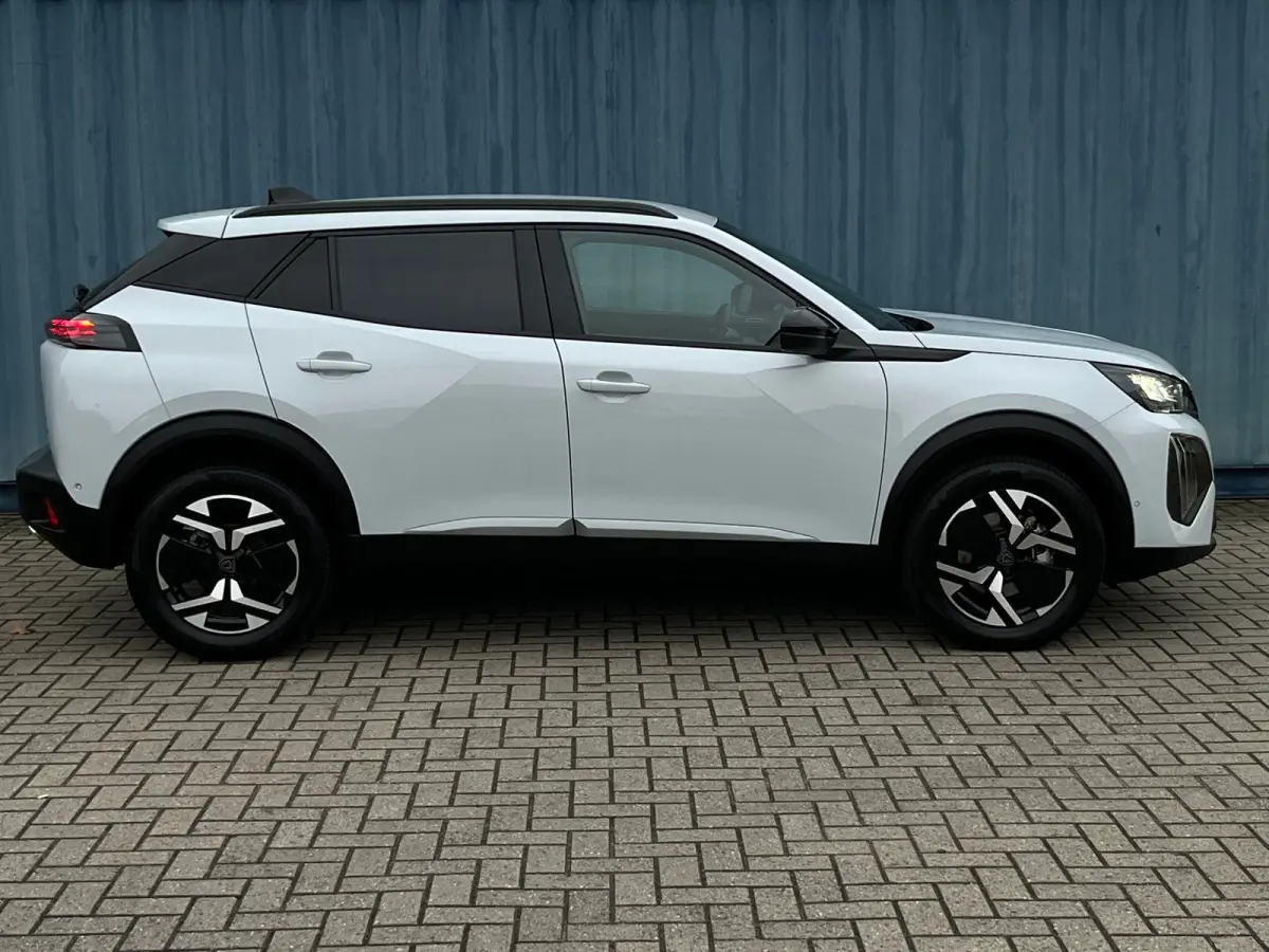 1.2 Hybrid 145 Allure 8 Jaar garantie! | Adapteive Cruise! | Carplay | Navigatie | Clima | 17'' LMV | Keyless Start | | Achterbank in delen neerklapbaar | Achterspoiler | Actieve noodgeval a