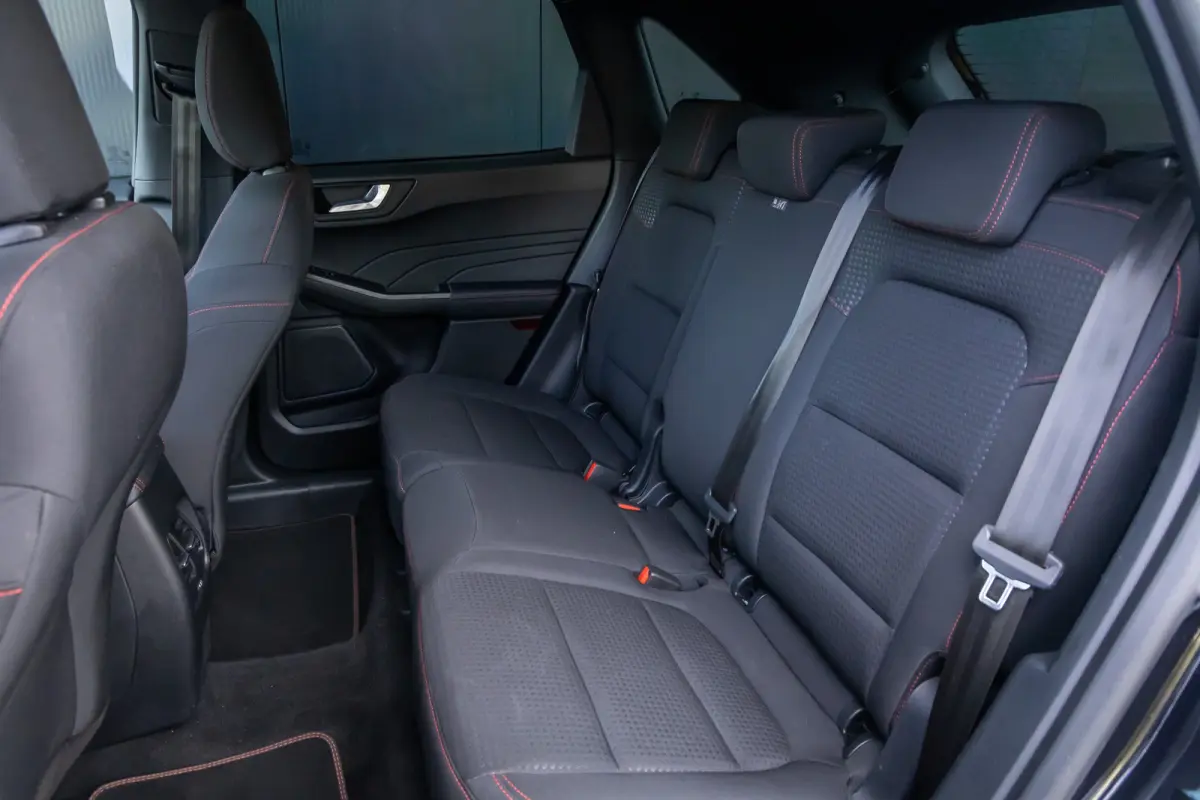 2.5 PHEV ST-Line | Dealer o.h.  | Achteruitrijcamera | Airco (automatisch) | Privacy-glass | Standkachel | Keyless | Apple carplay / andriod auto