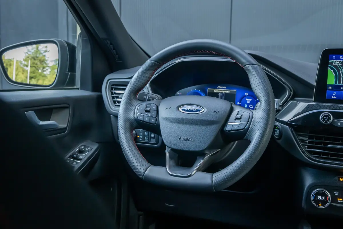 2.5 PHEV ST-Line | Dealer o.h.  | Achteruitrijcamera | Airco (automatisch) | Privacy-glass | Standkachel | Keyless | Apple carplay / andriod auto