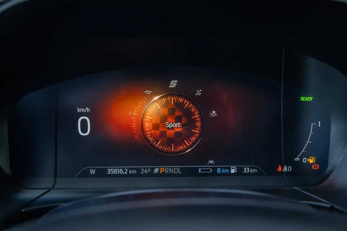 2.5 PHEV ST-Line | Dealer o.h.  | Achteruitrijcamera | Airco (automatisch) | Privacy-glass | Standkachel | Keyless | Apple carplay / andriod auto