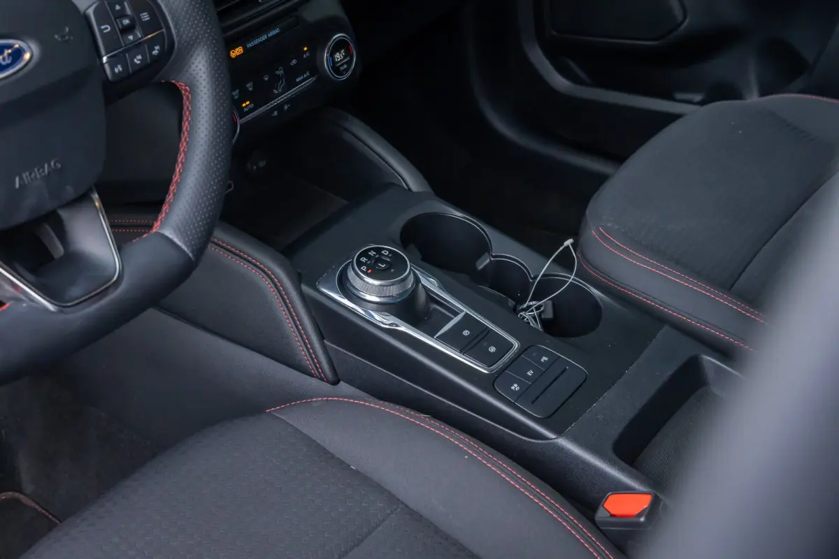 2.5 PHEV ST-Line | Dealer o.h.  | Achteruitrijcamera | Airco (automatisch) | Privacy-glass | Standkachel | Keyless | Apple carplay / andriod auto