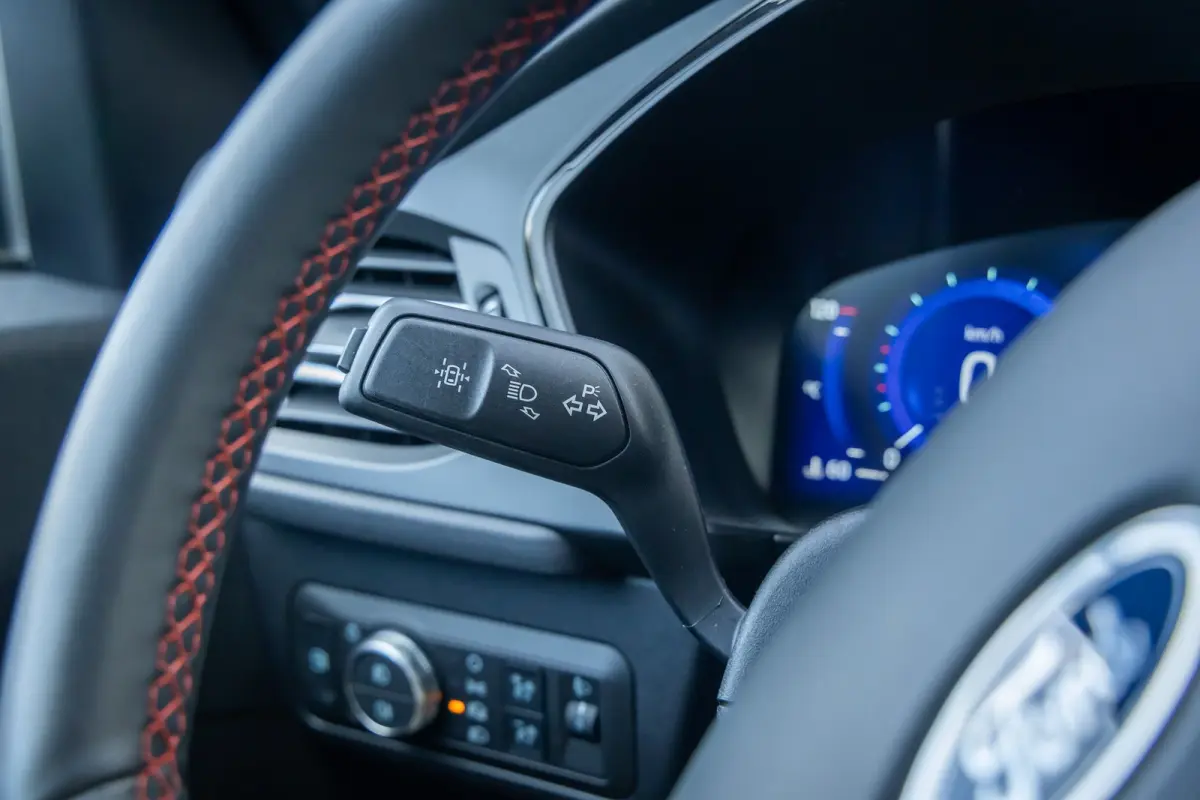 2.5 PHEV ST-Line | Dealer o.h.  | Achteruitrijcamera | Airco (automatisch) | Privacy-glass | Standkachel | Keyless | Apple carplay / andriod auto