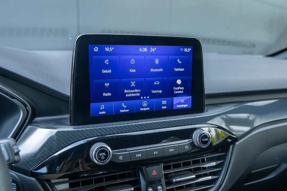 2.5 PHEV ST-Line | Dealer o.h.  | Achteruitrijcamera | Airco (automatisch) | Privacy-glass | Standkachel | Keyless | Apple carplay / andriod auto