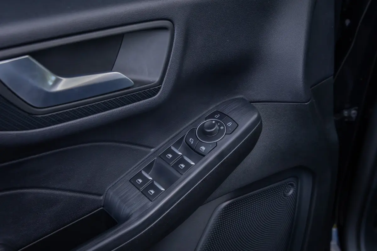 2.5 PHEV ST-Line | Dealer o.h.  | Achteruitrijcamera | Airco (automatisch) | Privacy-glass | Standkachel | Keyless | Apple carplay / andriod auto