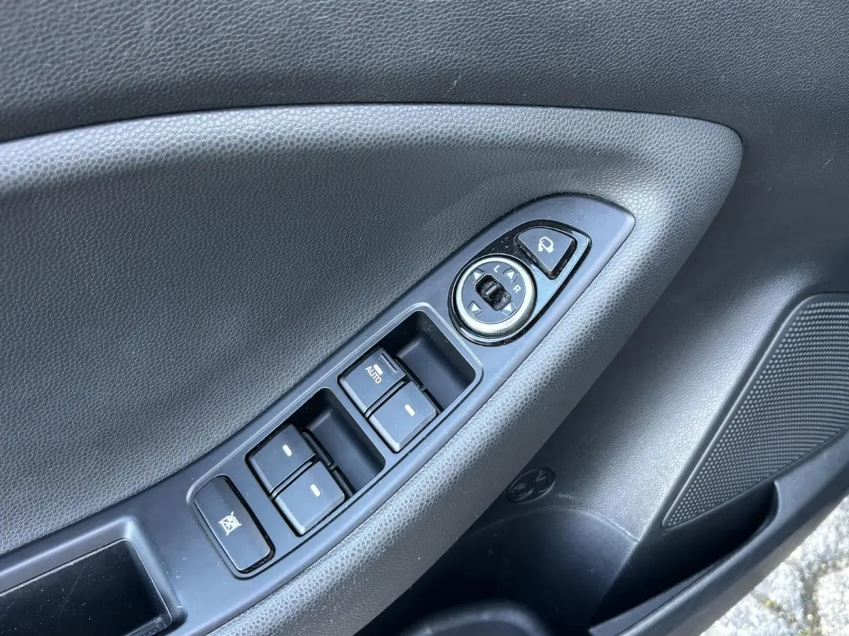 1.0 T-GDI 120pk Premium | Navi | Camera | PDC V+A | Stoel+stuurverwarming