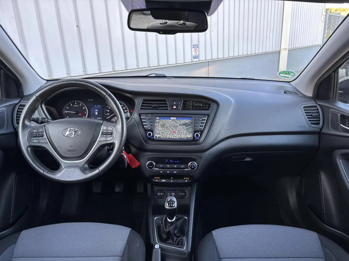 1.0 T-GDI 120pk Premium | Navi | Camera | PDC V+A | Stoel+stuurverwarming