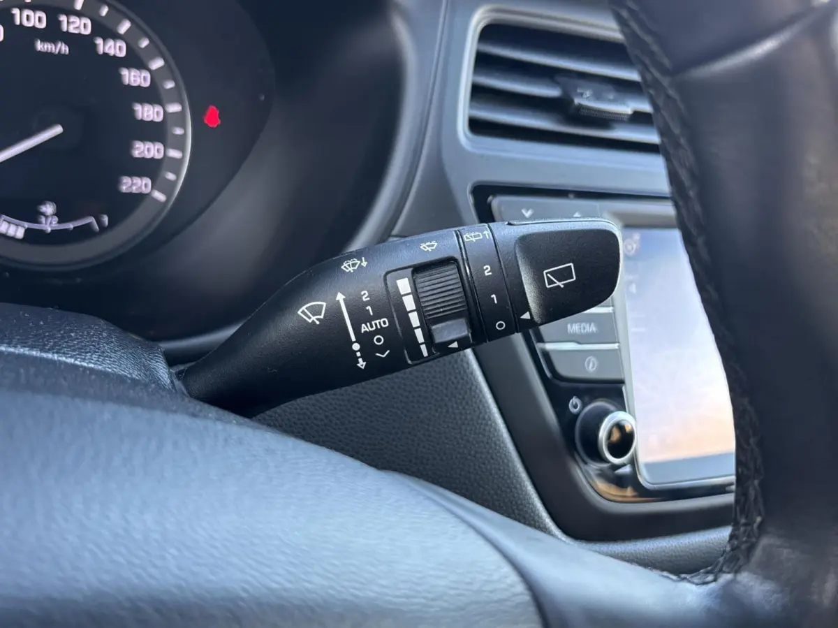 1.0 T-GDI 120pk Premium | Navi | Camera | PDC V+A | Stoel+stuurverwarming