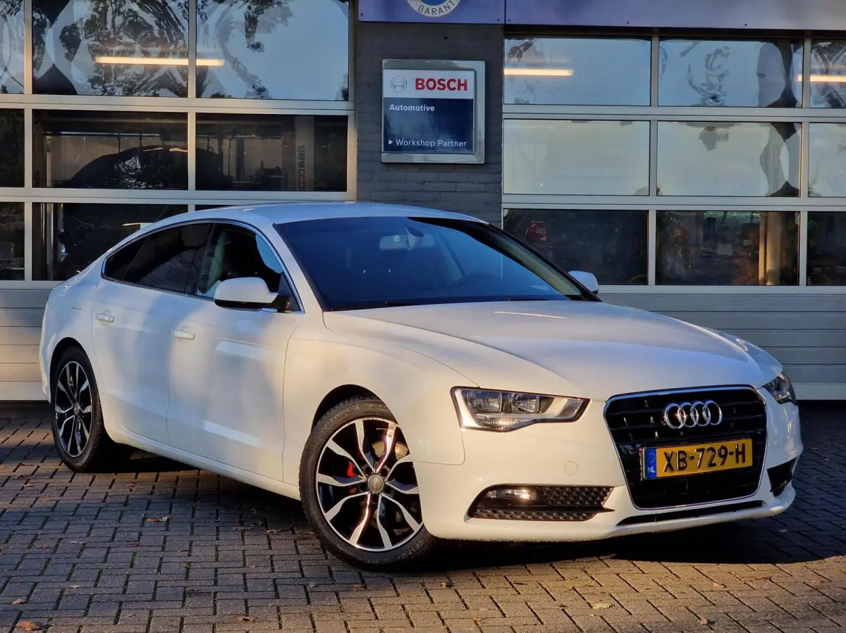 1.8 TFSI|Clima|Navi|18-inch all seasons|Bleutooth|