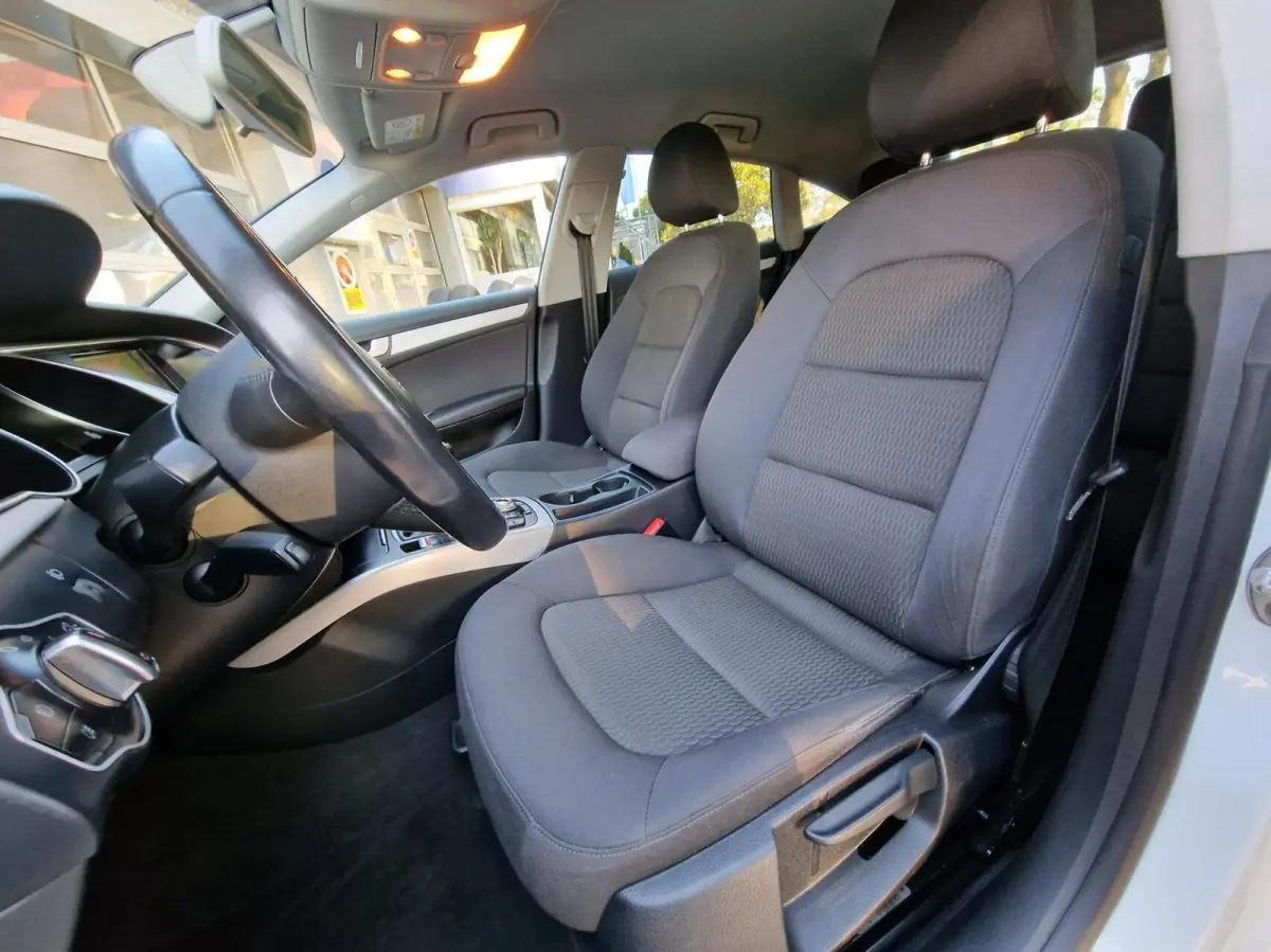 1.8 TFSI|Clima|Navi|18-inch all seasons|Bleutooth|