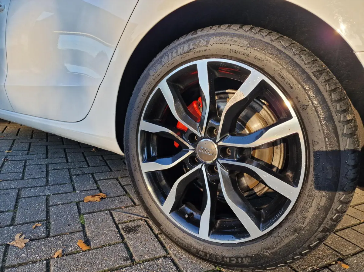 1.8 TFSI|Clima|Navi|18-inch all seasons|Bleutooth|