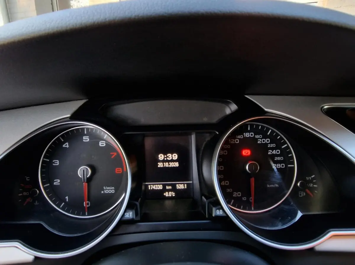 1.8 TFSI|Clima|Navi|18-inch all seasons|Bleutooth|