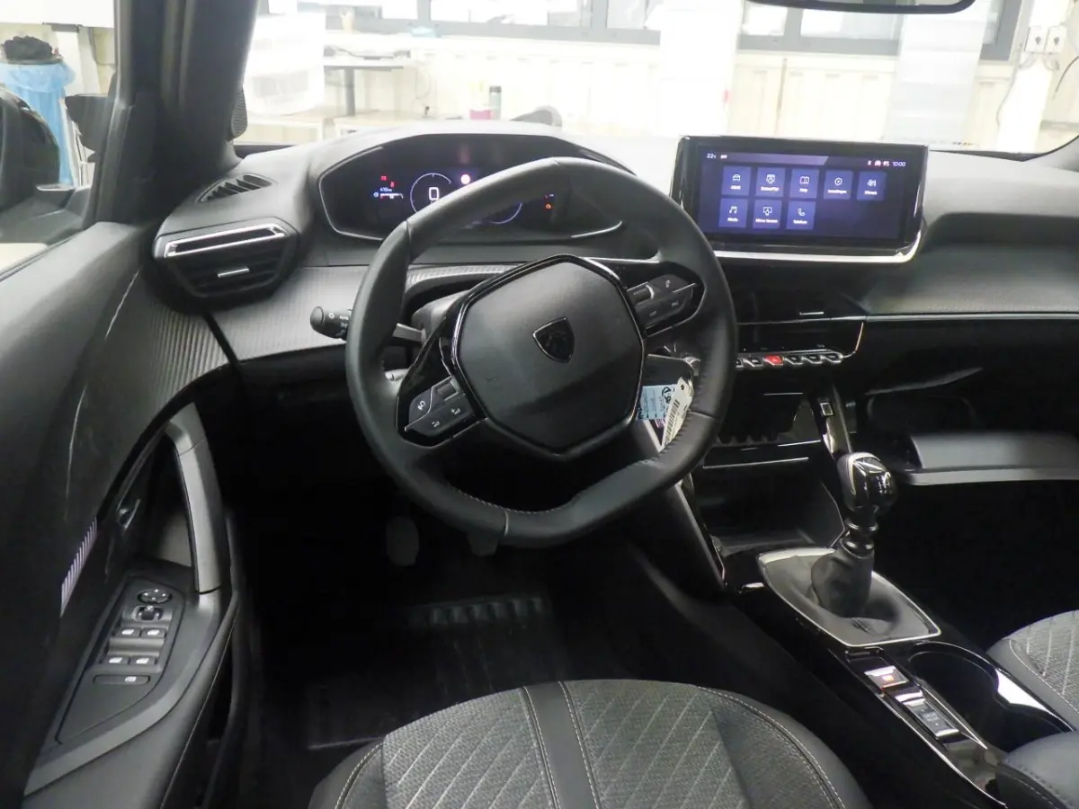 Allure 1.2 100PK UNIEKE KM STAND 6999! | 8 Jaar Garantie | Carplay | 17'' Lichtmetaal | Clima | Cruise! | | 17'' Lichtmetalen velgen KARAKOY | Advanced Active Safety Brake met camera en rada