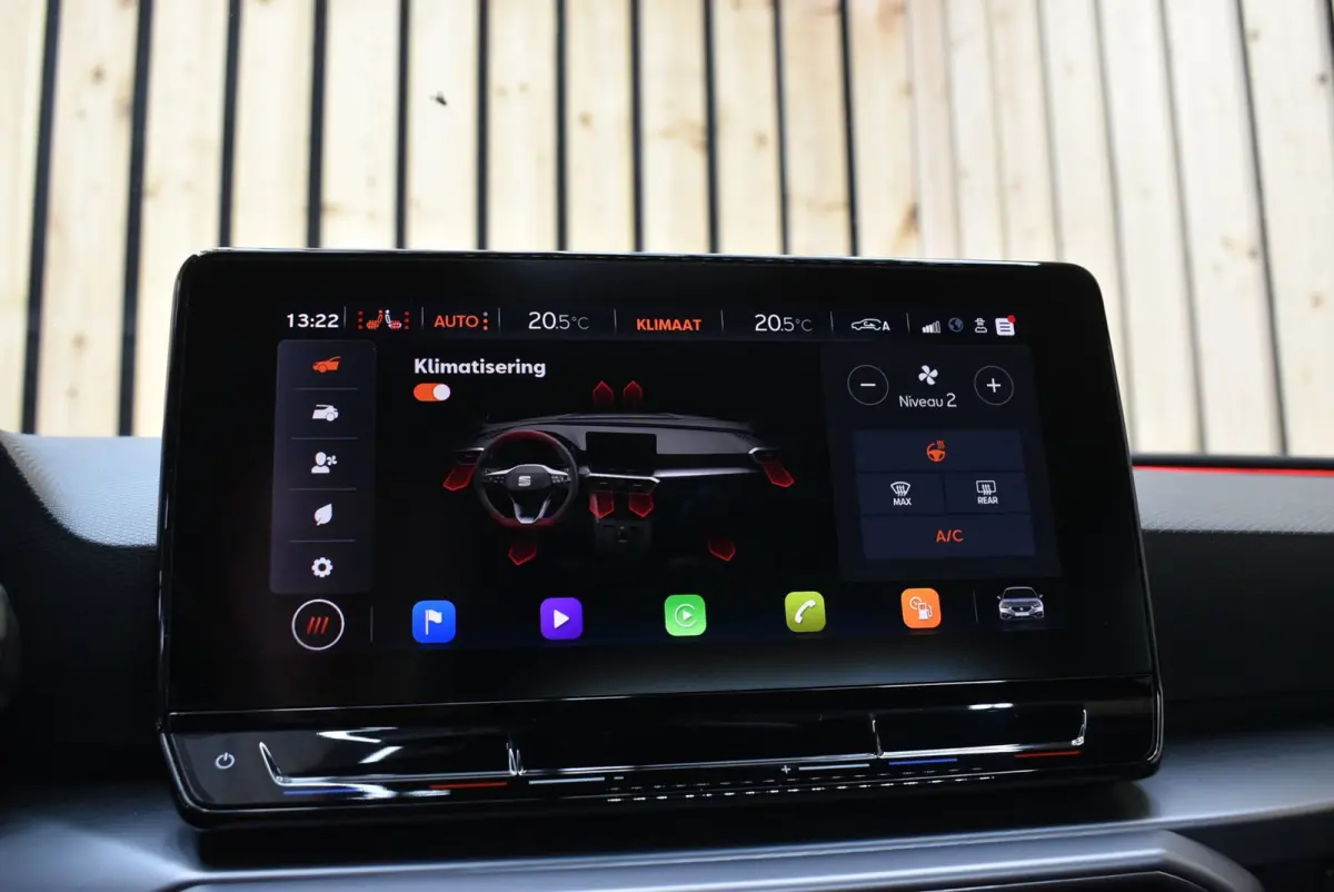 1.5 eTSI Style FR 125dkm Trekhaak Carplay DSG LED Virtual ACC Stoelverw. + Nwe APK