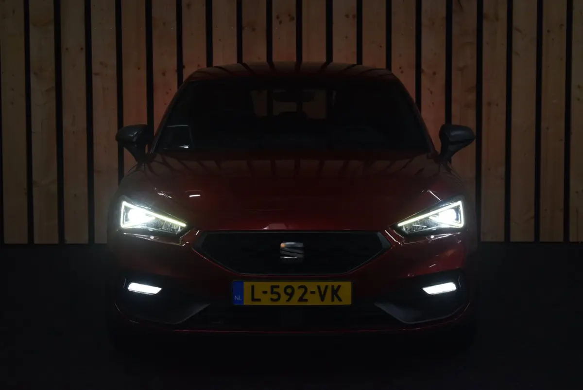 1.5 eTSI Style FR 125dkm Trekhaak Carplay DSG LED Virtual ACC Stoelverw. + Nwe APK