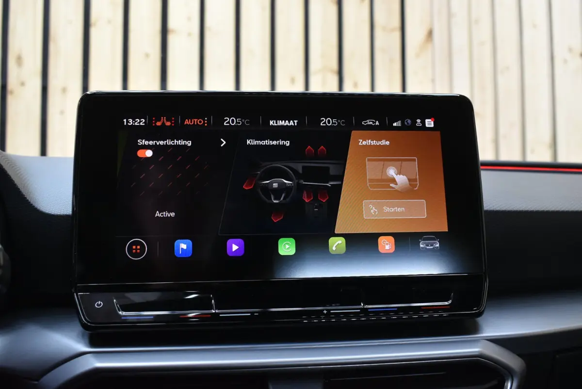 1.5 eTSI Style FR 125dkm Trekhaak Carplay DSG LED Virtual ACC Stoelverw. + Nwe APK