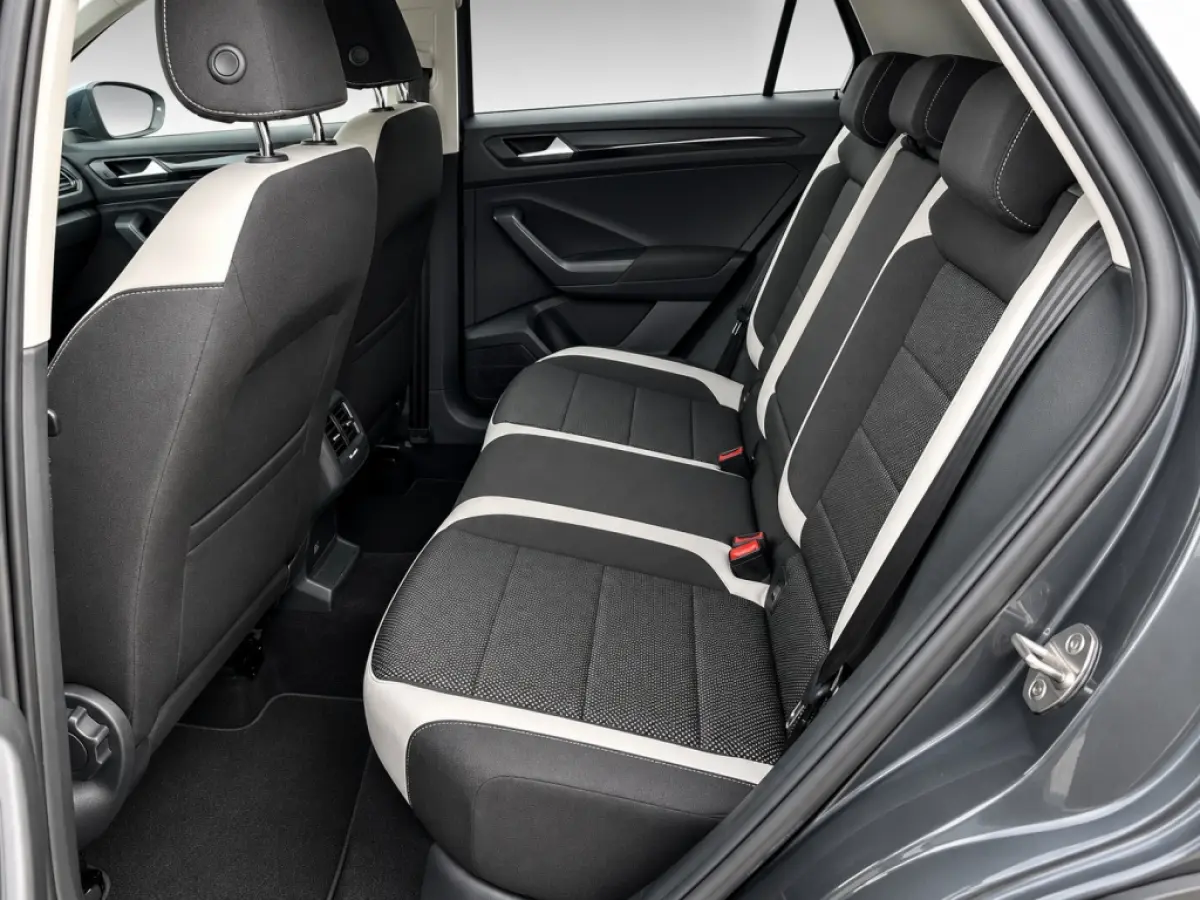 1.5 TSI Sport | Virtual Cockpit | Trekhaak | 19" Velgen | Full Led