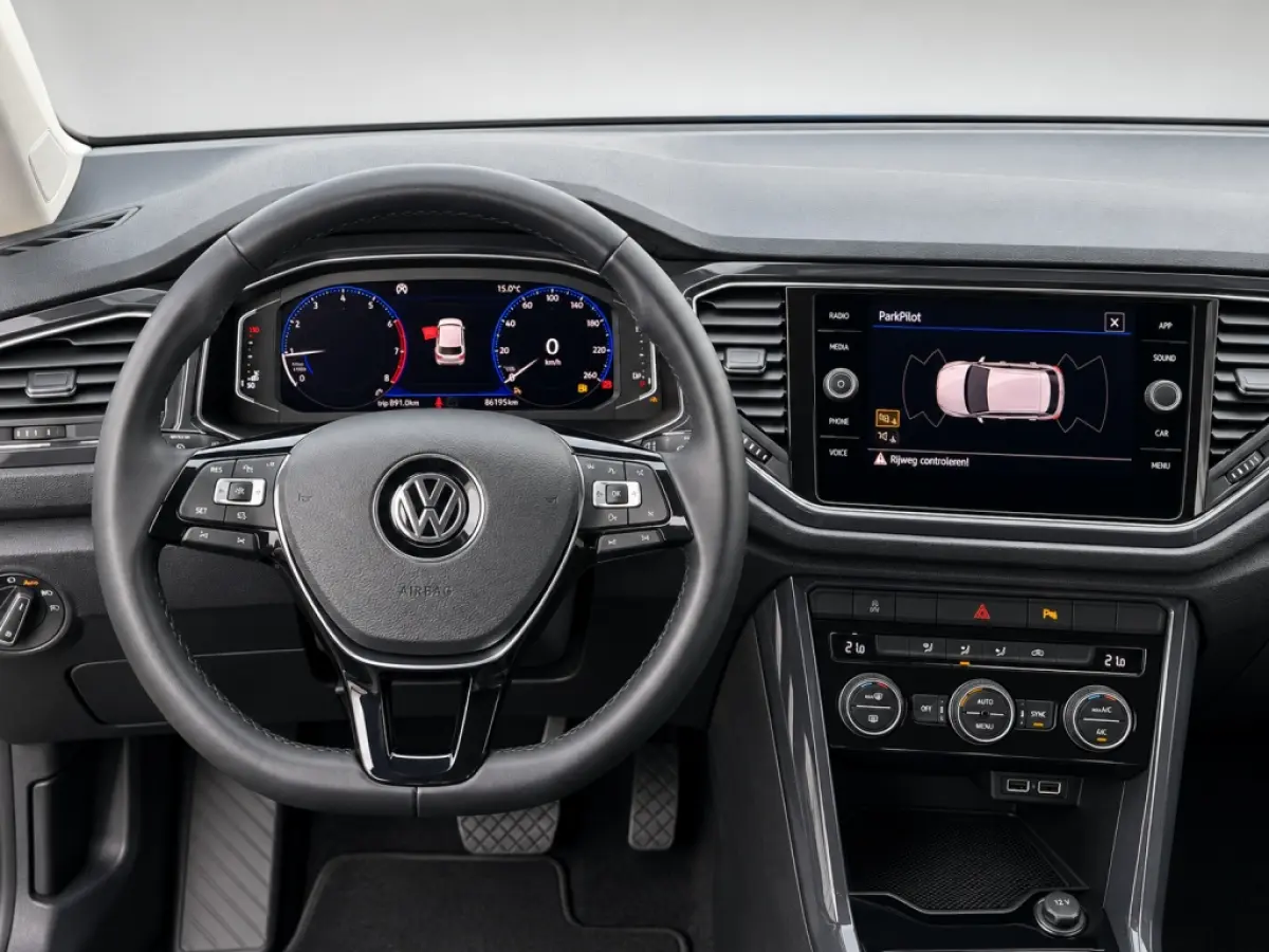 1.5 TSI Sport | Virtual Cockpit | Trekhaak | 19" Velgen | Full Led