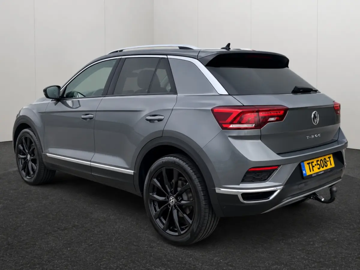 1.5 TSI Sport Virtual Cockpit Trekhaak 19" Velgen Full Led