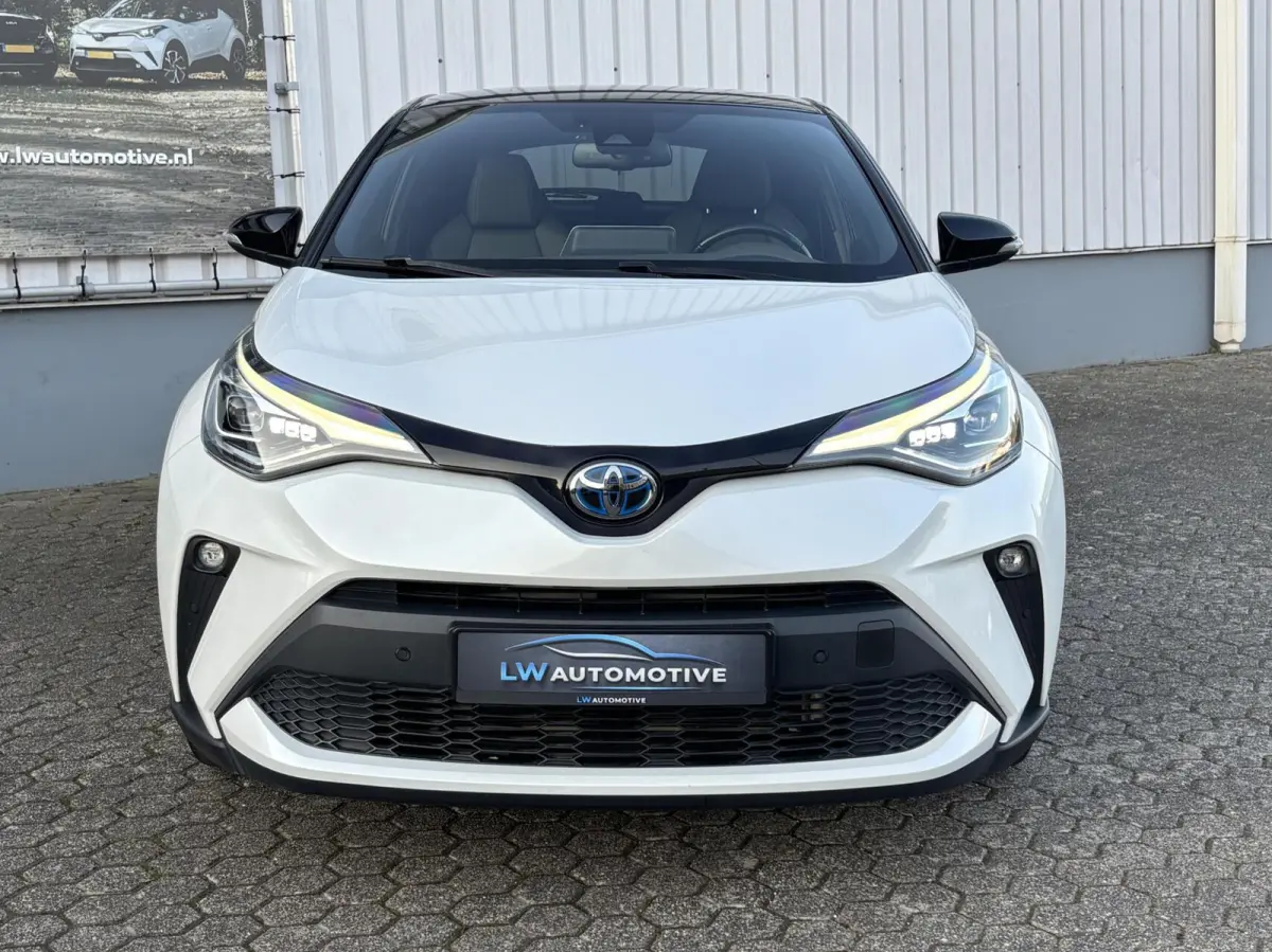 1.8 Hybrid Executive Bi-Tone | Dodehoek | Carplay | Trekhaak | PDC V+A