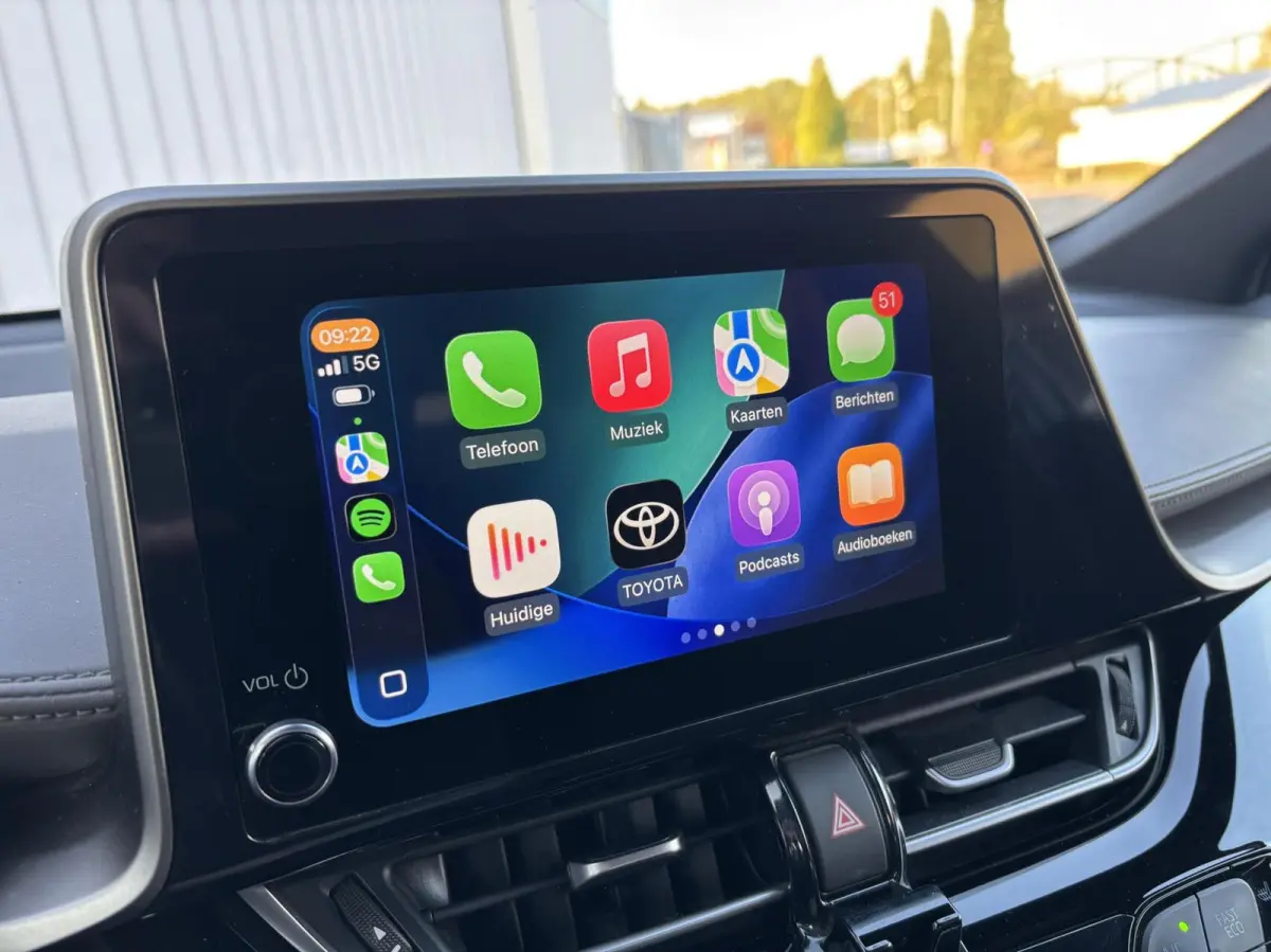 1.8 Hybrid Executive Bi-Tone | Dodehoek | Carplay | Trekhaak | PDC V+A