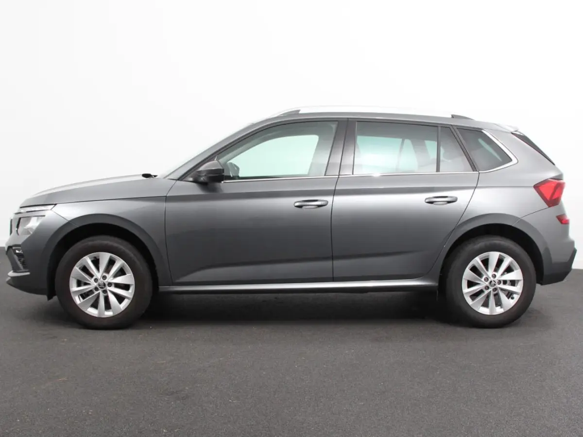 1.0 TSI 115pk Automaat Business Edition Navigatie Android Auto / Apple Carplay Climate Control Camera Parkeer sensoren Lichtmetalen Velgen Dab Digitale Cockpit Keyless Led Cruise Control
