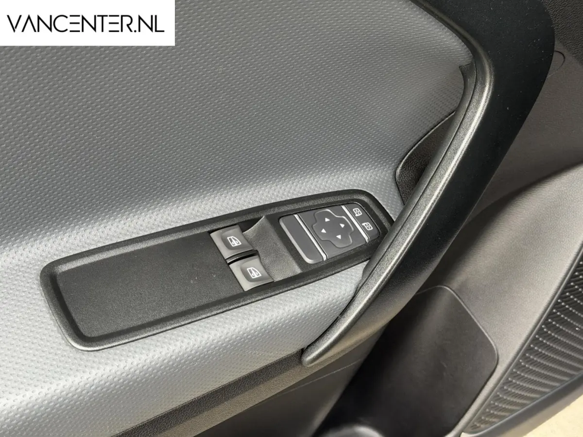 113 Benzine Automaat Carplay LED Airco PDC