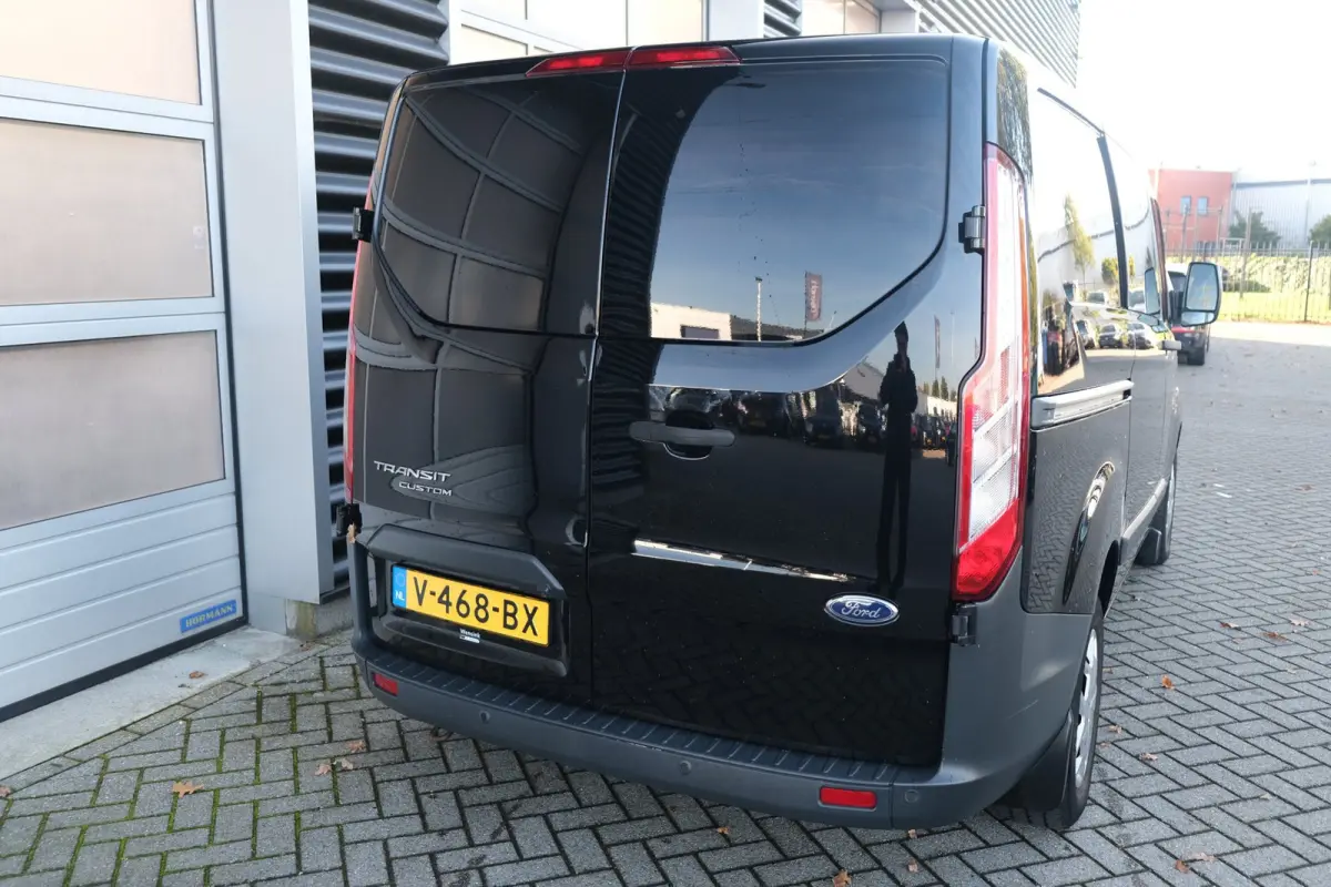 270 2.2 TDCI L1H1 Trend DC Camera PDC Navi Airco